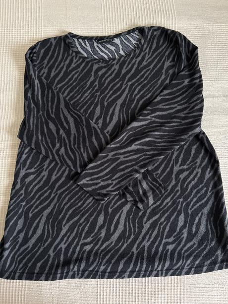 Teplejšie tričko/pulóver, 48