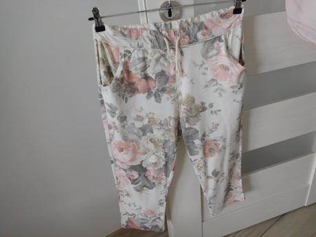 Blejzer+šaty kvietkované, jerné xl., xl