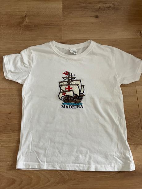 Tričko s výšivkou, 116