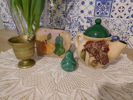 Do zelena dekorácia kuchyňe mažiar,hruška mramor,