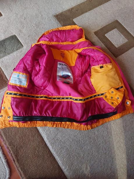 Kombineza značky 4f, 140