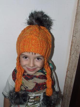 Pletená čiapka s kožušinou,
