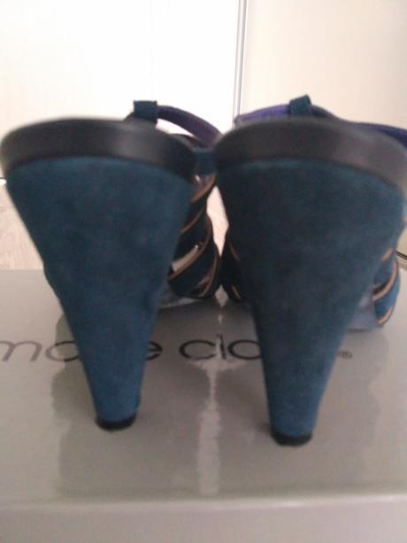 Prekrasne luxusne celokozene sandale vel. 38, 38