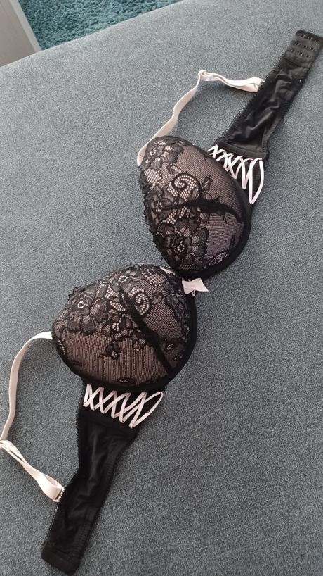 Dámske podprsenky, 70b