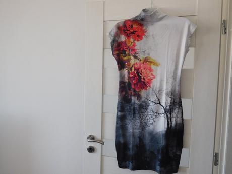 Šaty elastické, 36/38v,, 36