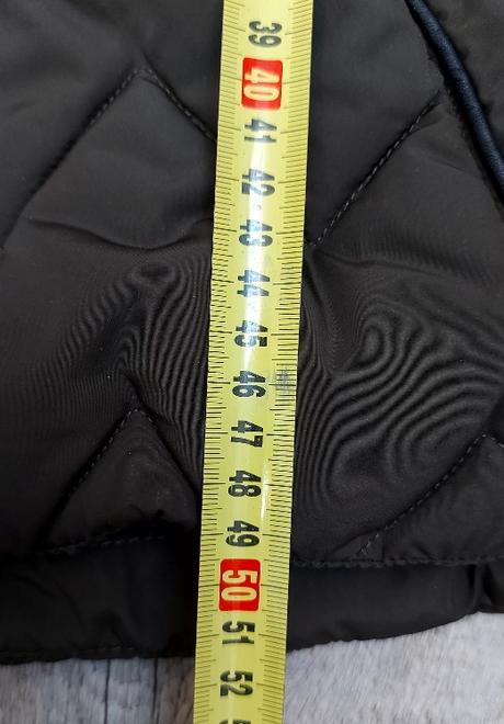 Zimná vetrovka s opaskom, 146