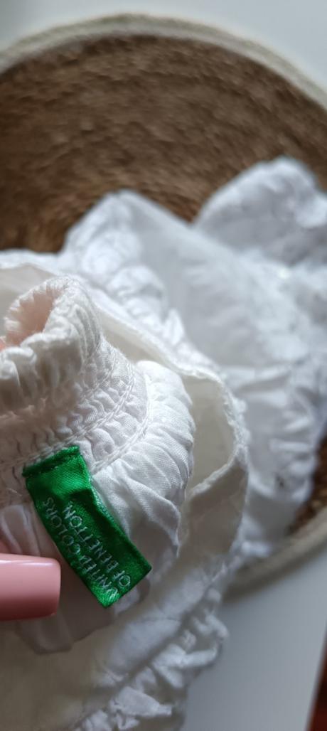 Nádherná biela sviatočná suknička, benetton,140