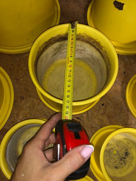 Črepniky žlté keramické, 