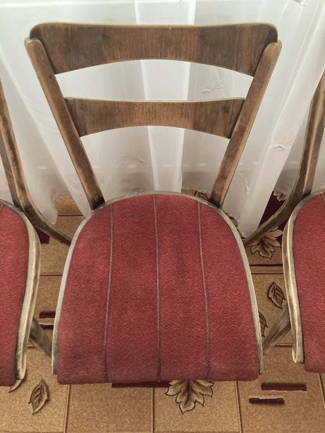 Stol jedálenský rozkladací +4 x stolička,, 