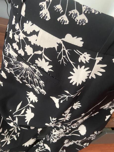 Siroke nohavice cierno biele, l