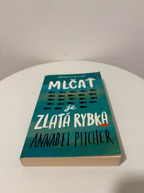 Kniha mlčať je zlata rybka, 