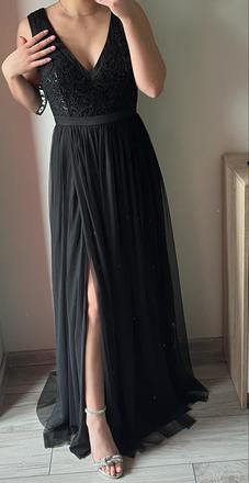 Čierne spoločenské šaty, s