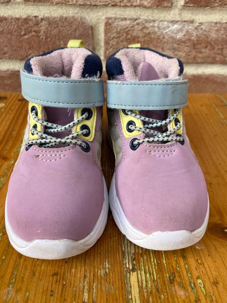 Topanky, reserved,26