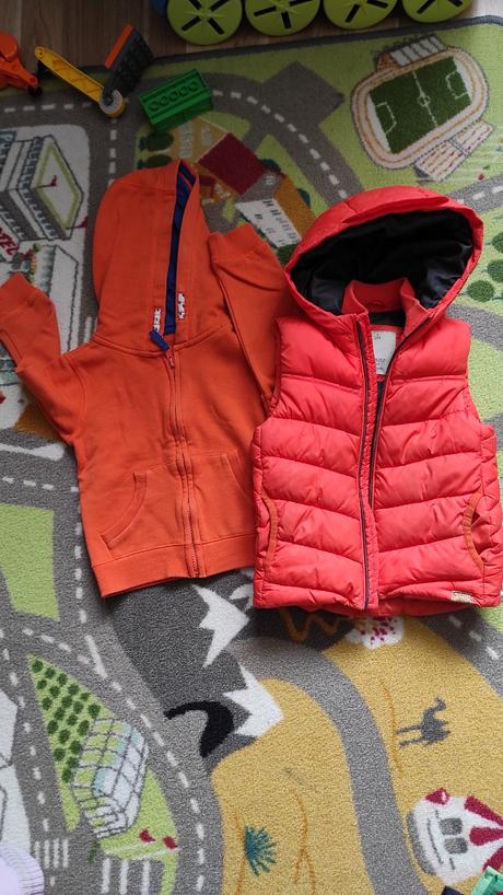 Oranzova mikina na 3-4 roky, f&f,104