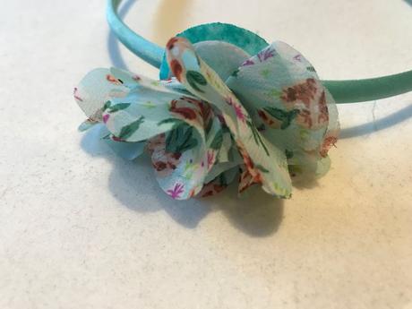 Čelenka 1 ks (bordová predaná),