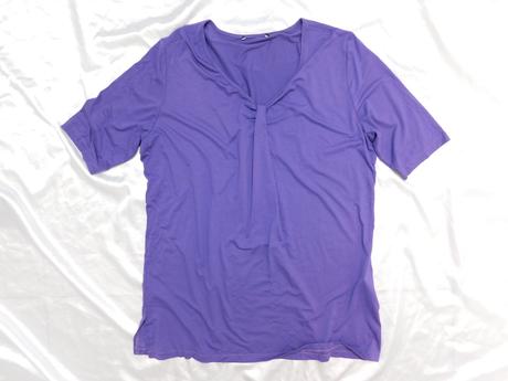 Kvalitne damske tričko, 44