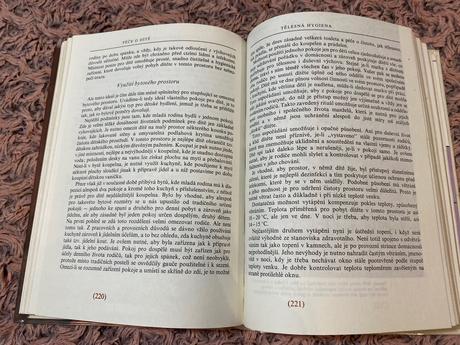 Krásna stará retro kniha péče o dítě švejcar josef, 