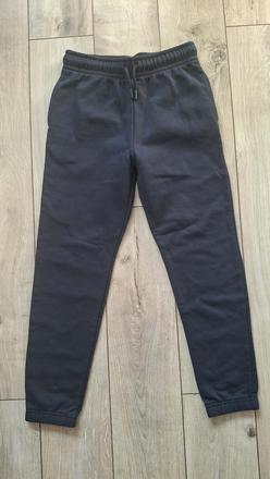 Nové teplaky 152 velkost, f&f,152