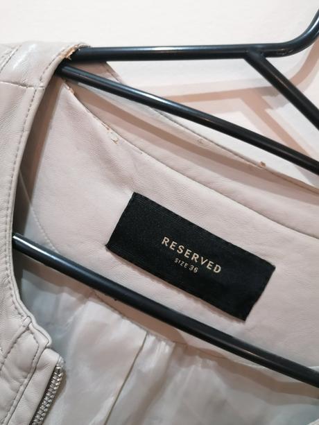 Koženka, reserved,s