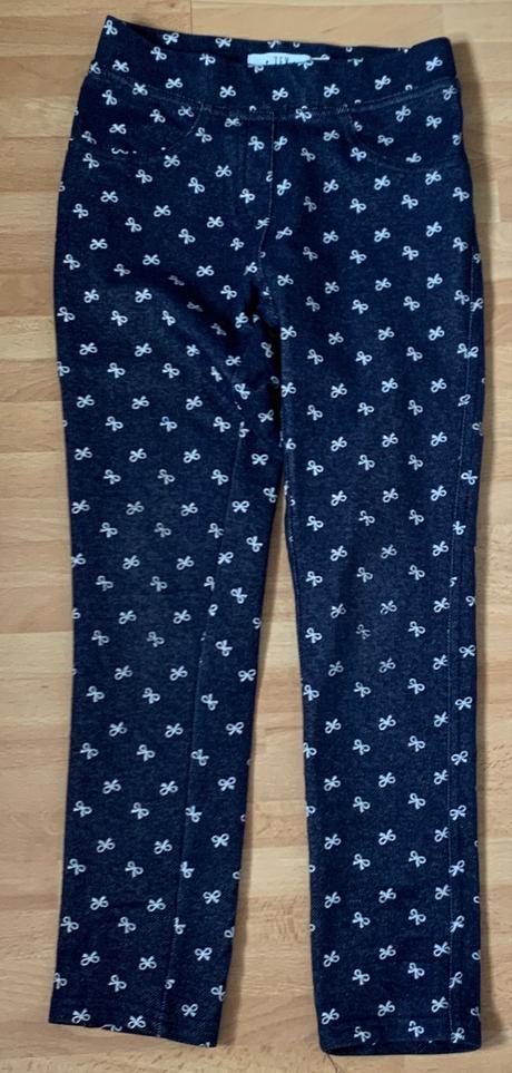 Legínové nohavice s mašličkami, 122