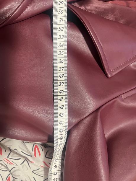 Kozenkovy trenckot farba visnova, stradivarius,s / xs