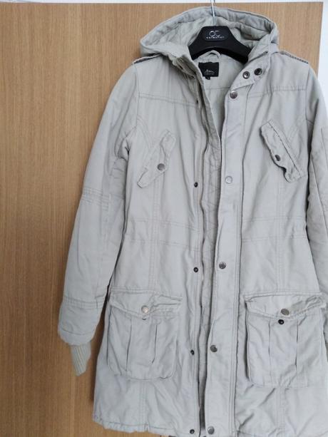 Dlhá zimná bunda  36/38, s