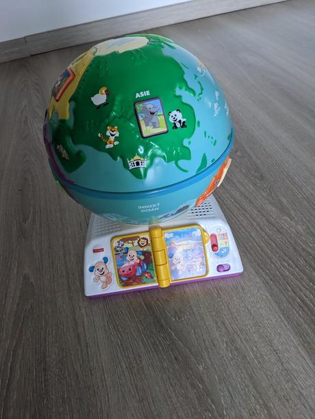 Fisher price hovoriaci glóbus, 
