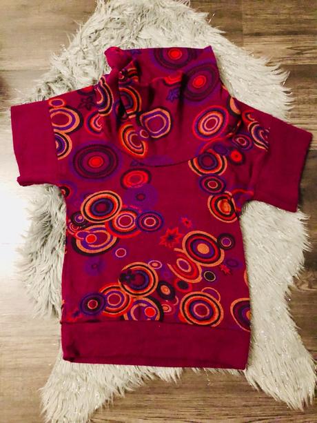 Pestrofarebné tričko, s