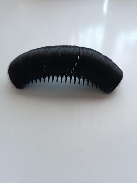 Pomôcka na úpravu vlasov, 