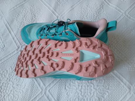 Nove damske bezecke / trail/ trekking topanky lowa, 40