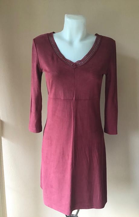 Krasne saty z velúru /99, clockhouse,xs