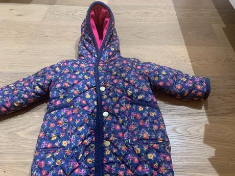 Uzasny znackovy overal, 62