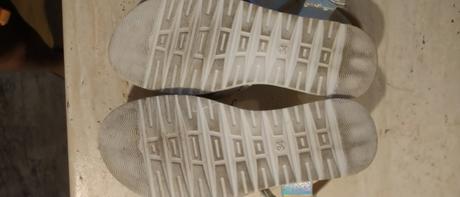 Dievčenské strieborné sandále, 34