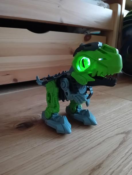 Biopod robotický dinosaurus, 