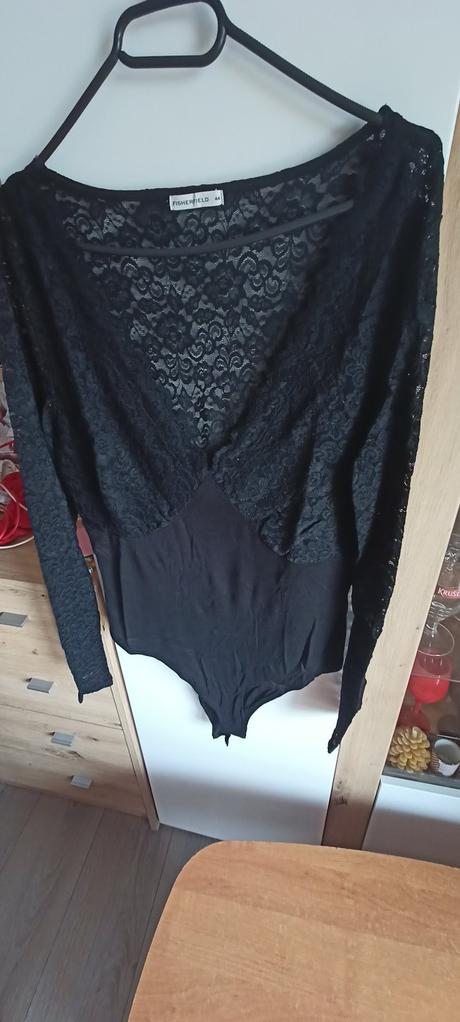 Čipkované body s dlhým rukávom, 44