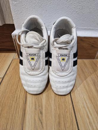 Obuv kwon chosun taekwondo, 29