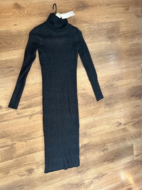 2x nenosené svetrikove šaty s a m, reserved,s
