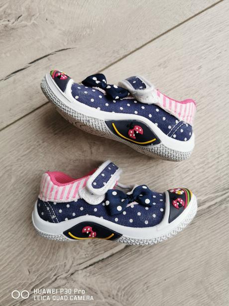 Dievčenské topánočky, 21