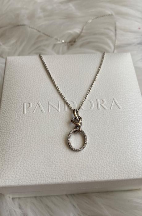Pandora náhrdelník, pandora
