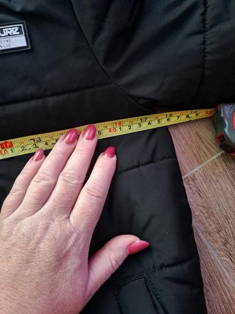 Zimná bunda, chapter young,140