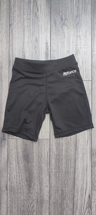 Elastické kraťasy, 116