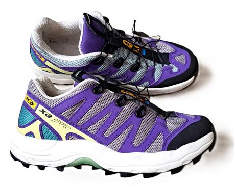 Dámske trekingové tenisky zn. salomon, veľ. 40, salomon,40