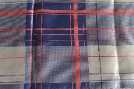 Jemný hodvábny šál, 