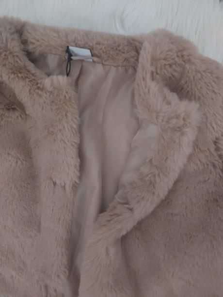 Dievčenský kabátik kožušinový, 158