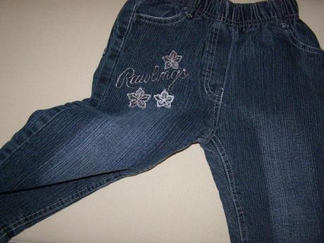 Dievčenské rifle s krásnou aplikáciou, 86