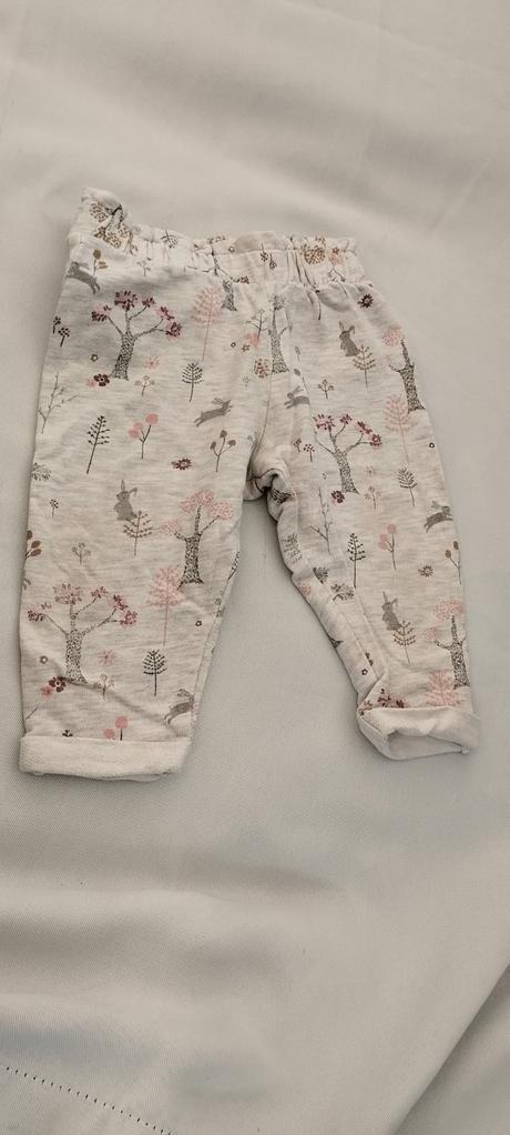 Šatnik od 3 do 6 m pre dievčatko, 62