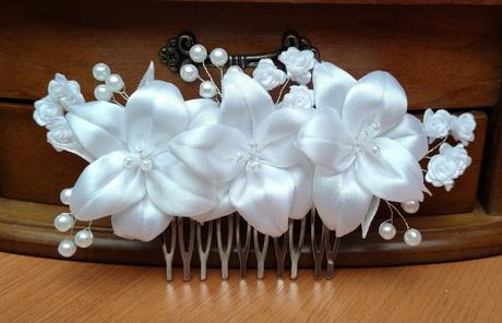 Ľalie na hrebienku pre slečny aj pre dámy, 