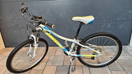 Juniorský bicykel kellys kiter 50 (veľkosť 24"), kellys,24