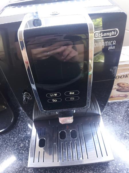 Kávovar DeLonghi Dinamica plus
