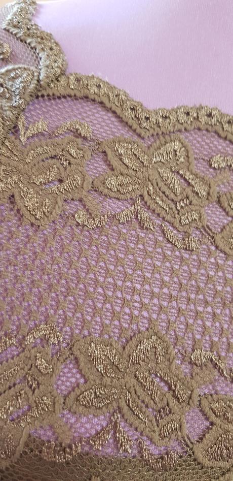 Tričko s krajkovou aplikáciou, slovenka,m